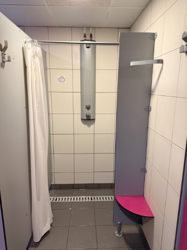 Showers at Port Chantereyne